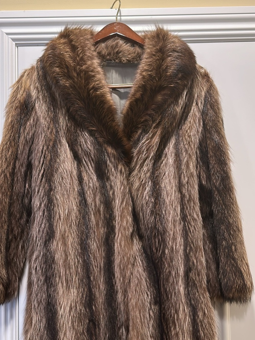 Women's Brown Fur Ski & Snow Jacket - Elegant Warmth